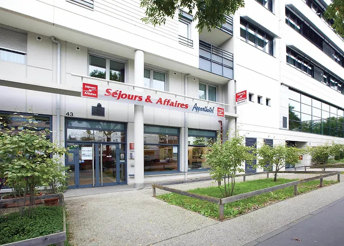 Sejours & Affaires Lyon Park Lane Aparthotel